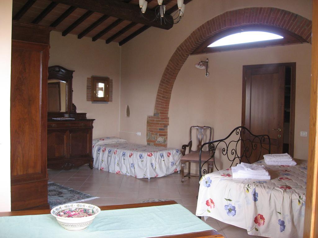 Agriturismo Villani Poderi Nesti & Cupoli ลาสตรา อา ซินญา ภายนอก รูปภาพ